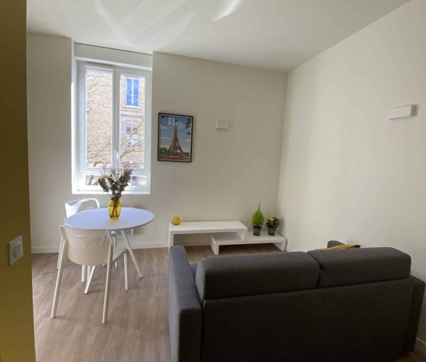Logement 5 Foch entrée