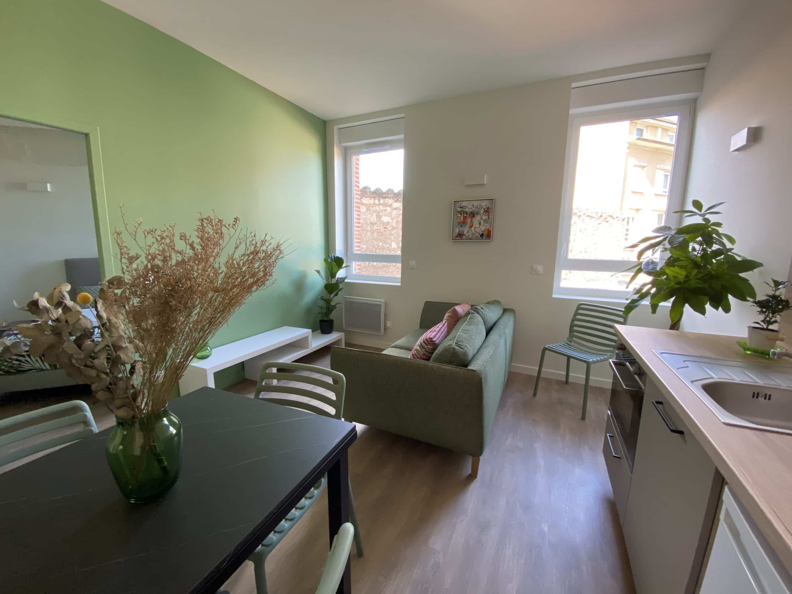 Logement 4 Foch : salon