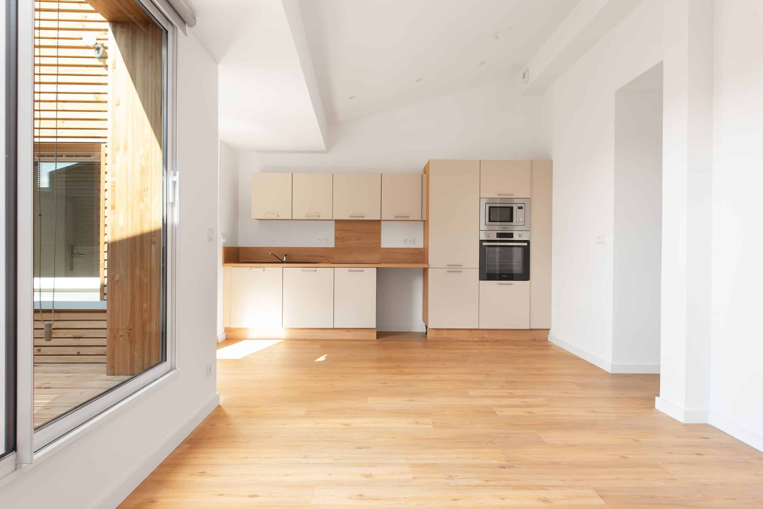 Vue cuisine moderne ton beige clair